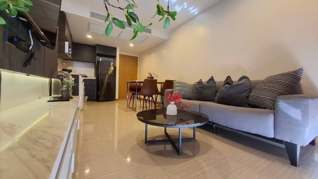 ขายคอนโดเลี้ยงสัตว์ได้ **ลดเพิ่มอีก 690,000 บาท ** ขายต่ำกว่าตลาด 2 ล้าน!! **ขายถูกที่สุดในโครงการ** DownTown 49 ขายตัดภาระ