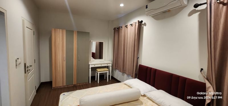 ให้เช่า 95,000 บาท ต่อเดือน Baan Lumpini Suanluang Rama 9 (บ้านลุมพินี สวนหลวง ร.9) มี 4 ห้องนอน