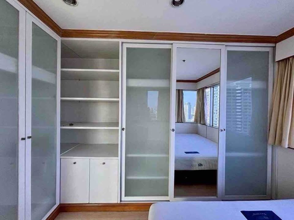 คอนโด ว่างให้เช่า Silom Suite (สีลม สวีท) ใจกลางสาทร ใกล้ BTS เซนต์หลุยส์ เพียง 300 เมตร