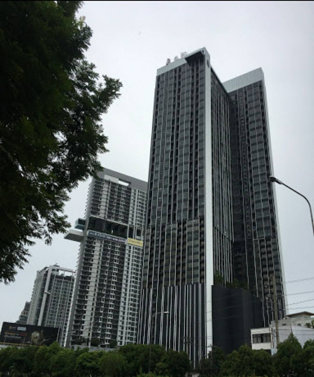 ให้เช่าคอนโดห้องใหม่มือหนึ่ง Knightsbridge Prime Sathorn (ไนท์ บริดจ์ ไพร์ม สาทร) 1 ห้องนอนแบบ Duplex 1 ห้องน้ำ ขนาด 44 ตรม