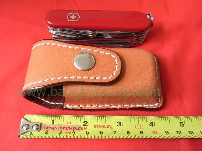 ซองหนังแท้ ใส่ Victorinox รุ่น SwissChamp (สีน้ำตาล)