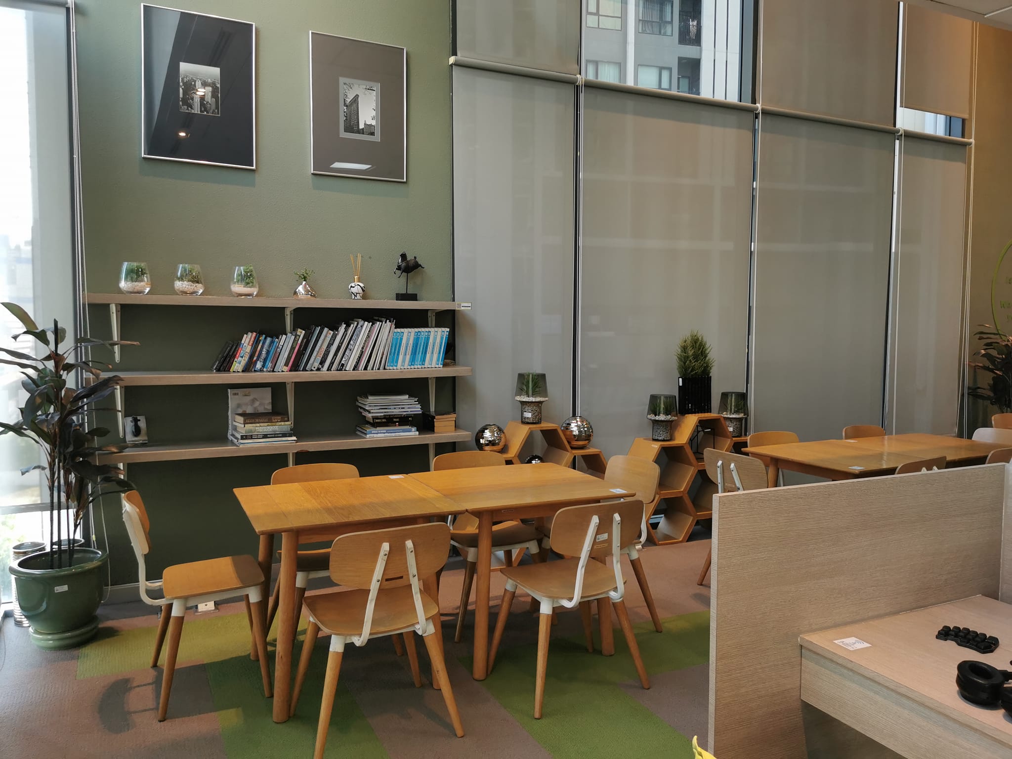 คอนโดให้เช่า คอนโดให้เช่า ที่ IDEO Mobi Rama 9 (ไอดีโอ โมบิ พระราม 9) ใกล้ BTS พระรามเก้า 2 ห้องนอน