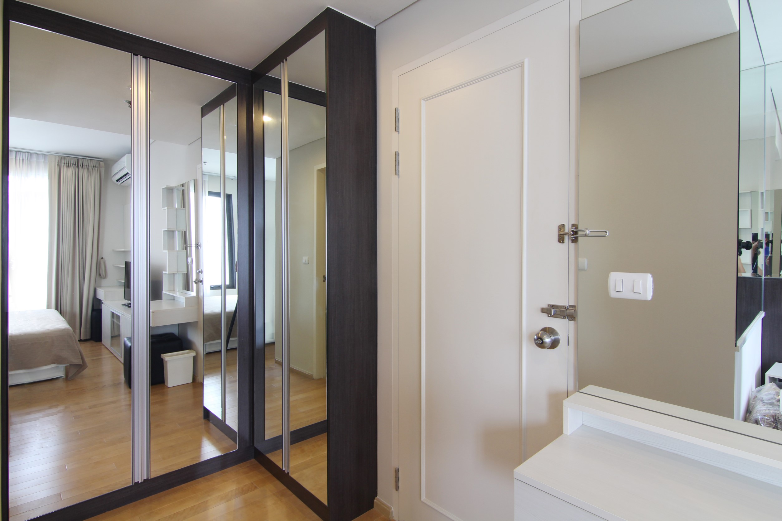 ให้เช่าคอนโด Villa Asoke (วิลล่า อโศก) 1 ห้องนอน 1 ห้องน้ำ ขนาด 49 ตรม ชั้น 26 วิว โล่ง