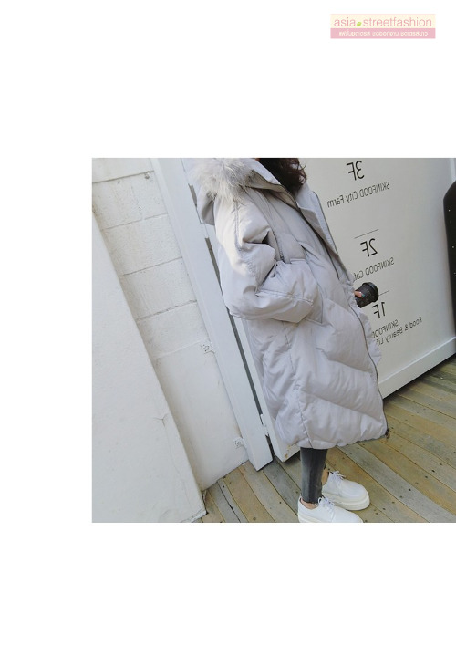 เสื้อกันหนาวฮู้ดดี้ ทรงยาว แต่งเฟอร์หนาฟู เทา งานเกรดดีเหมือนแบบ อุ่นมาก หิมะก็เอาอยู่ (ถอดขนถอดฮู้ดได้)