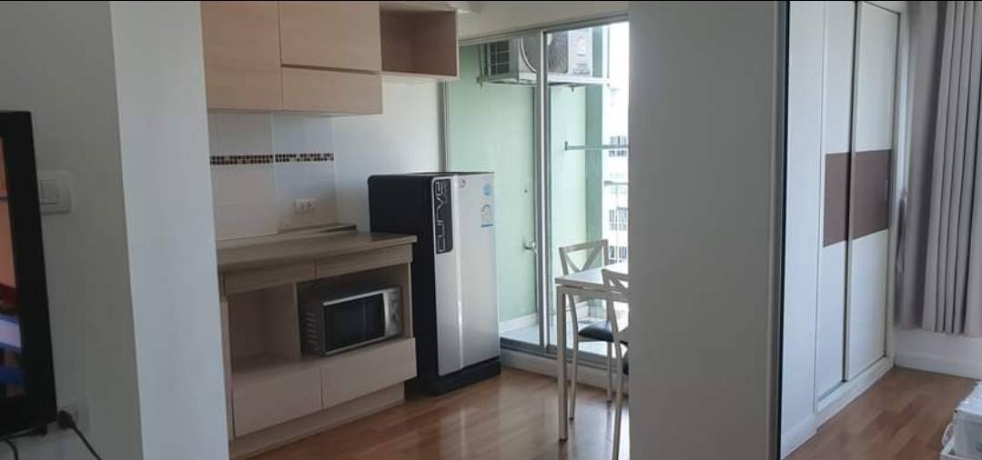 ขายคอนโด Lumpini Place Ratchayothin (ลุมพินี เพลส รัชโยธิน) 1 ห้องนอน 1 ห้องน้ำ ห้องครัว ห้องรับแขก ขนาด 28.5 ตรม ตึกบี ชั้น 20