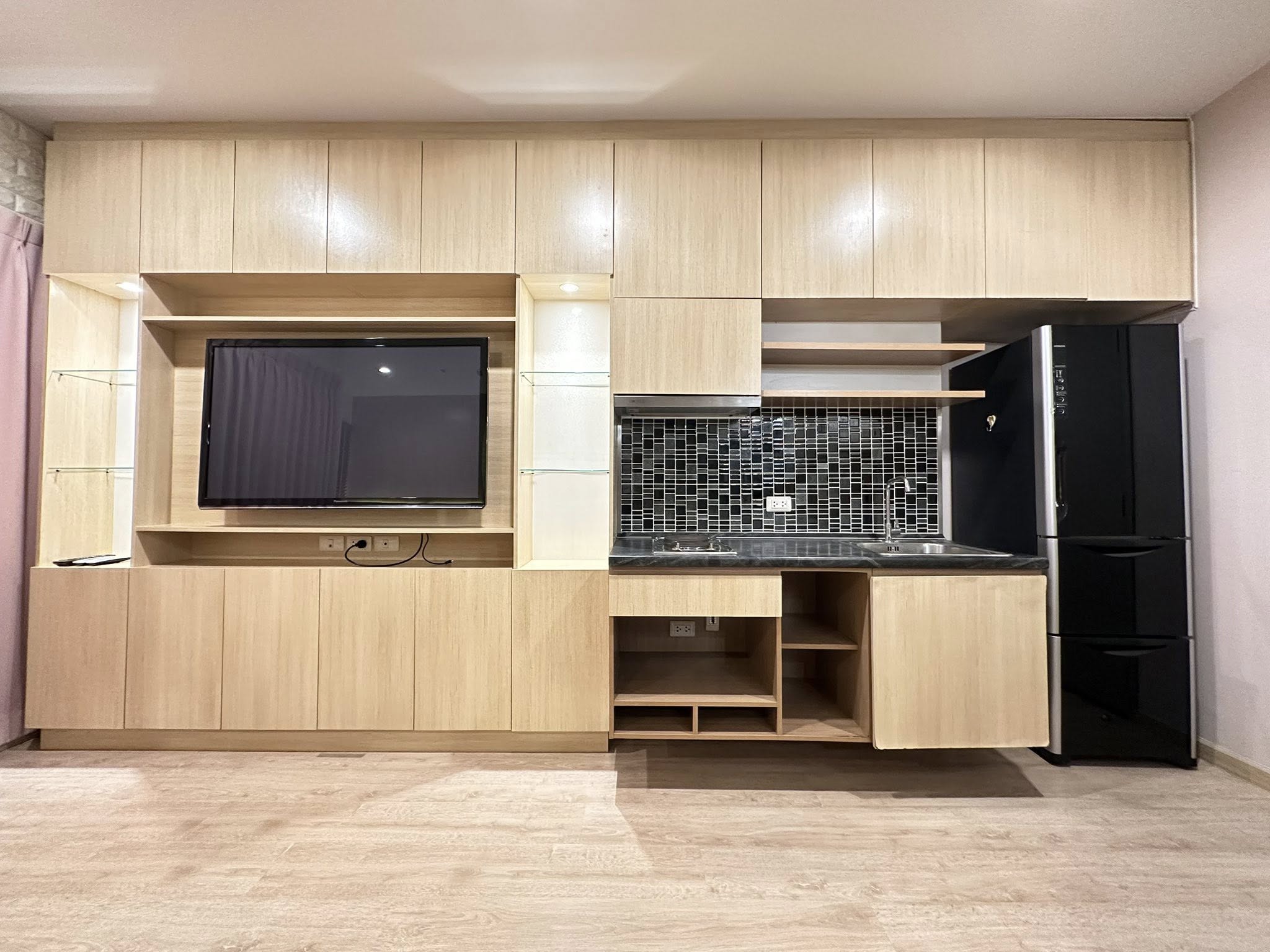 ðĄâĻ āđāļŦāđāđāļāđāļēāļāļāļāđāļ āđāļāļāļ° āđāļāļĄāđāļ āđāļāļĢāļāļāđ āļŠāļēāļāļĢ - āļ§āļļāļāļēāļāļēāļĻ/ The Tempo Grand Sathorn â Wutthakat âĻ