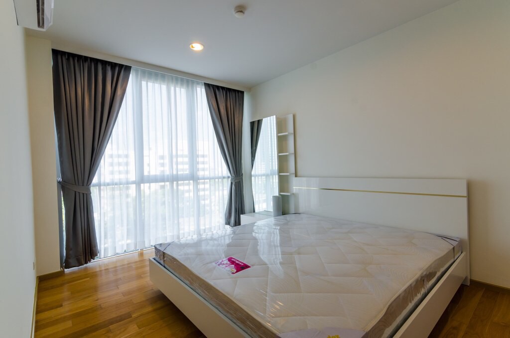 ให้เช่าคอนโด แอ็บสแตร็กส์ พหลโยธิน พาร์ค Abstracts condo 1 ห้องนอน พื้นที่ 45 ตร.ม ชั้น 33