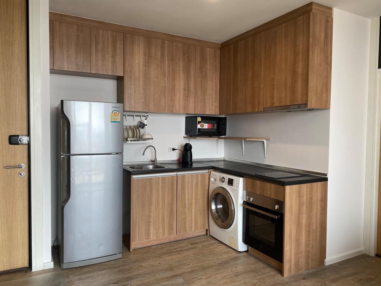 ให้เช่าคอนโด อิสสระ ลาดพร้าว / For Rent Issara Ladprao (English below)