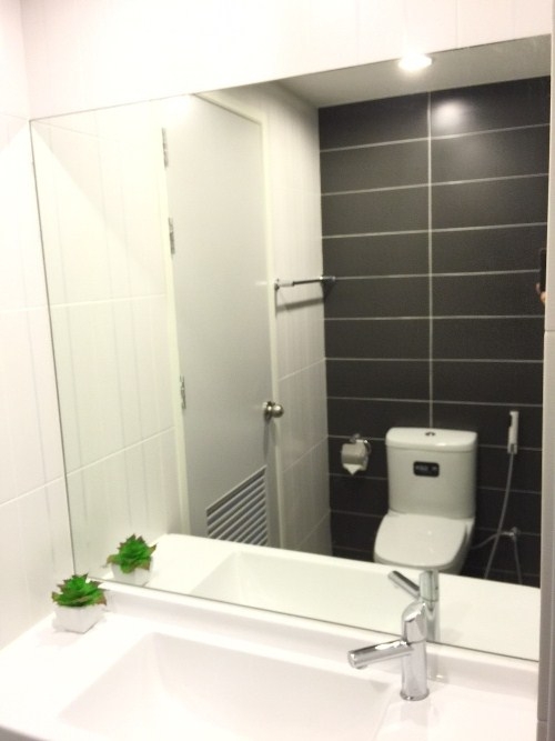 ให้เช่าคอนโด The President Sathorn-Ratchaphruek เช่า เดือนละ 13,000-15,000 บาท ตั้งอยู่บนหัวมุม