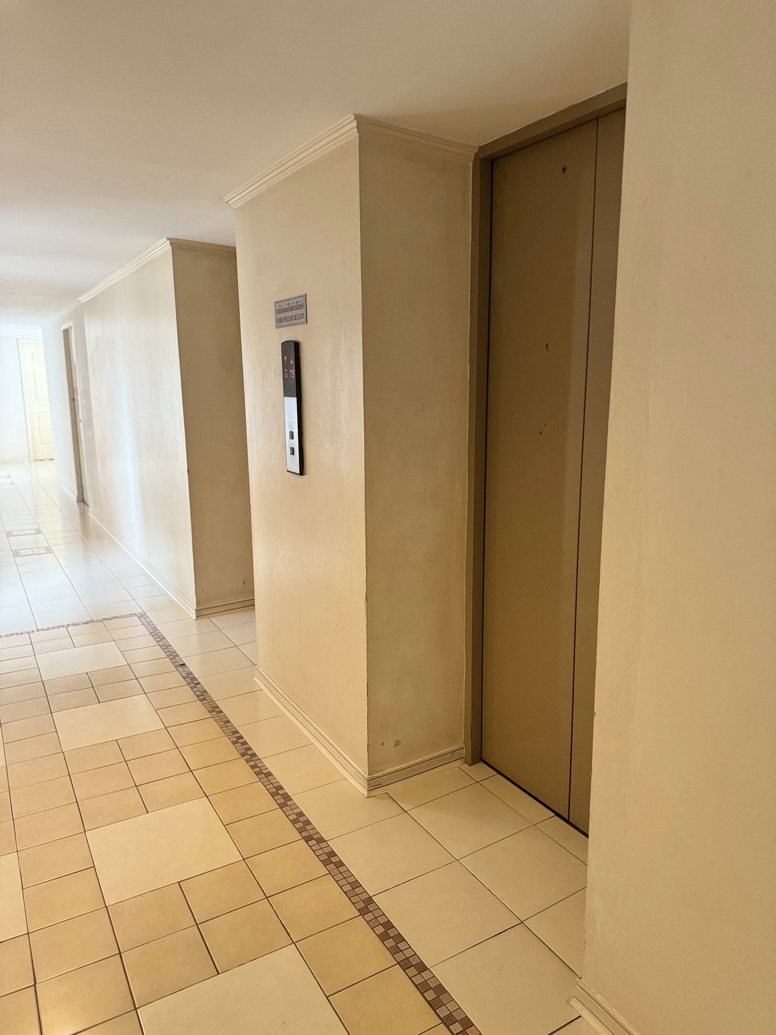 ขาย / เช่า คอนโด Lumpini Place Pinklao 2 (ลุมพินี เพลส ปิ่นเกล้า 2) ชั้น 20 ขนาด 38.60 ตร.ม. วิวถนนใหญ่ พร้อมเข้าอยู่ได้เลย