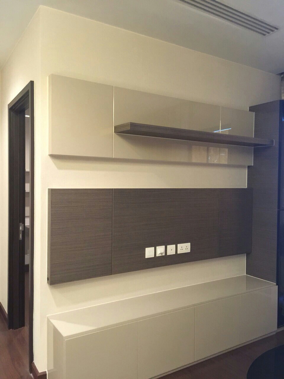 ให้เช่าคอนโด Ivy Ampio 2 ห้องนอน 2 ห้องน้ำ พื้นที่ 75ตรม. ชั้น 22 เฟอร์นิเจอร์ครบ พร้อมเข้าอยู่ ราคาเช่า 45,000 บาท/เดือน