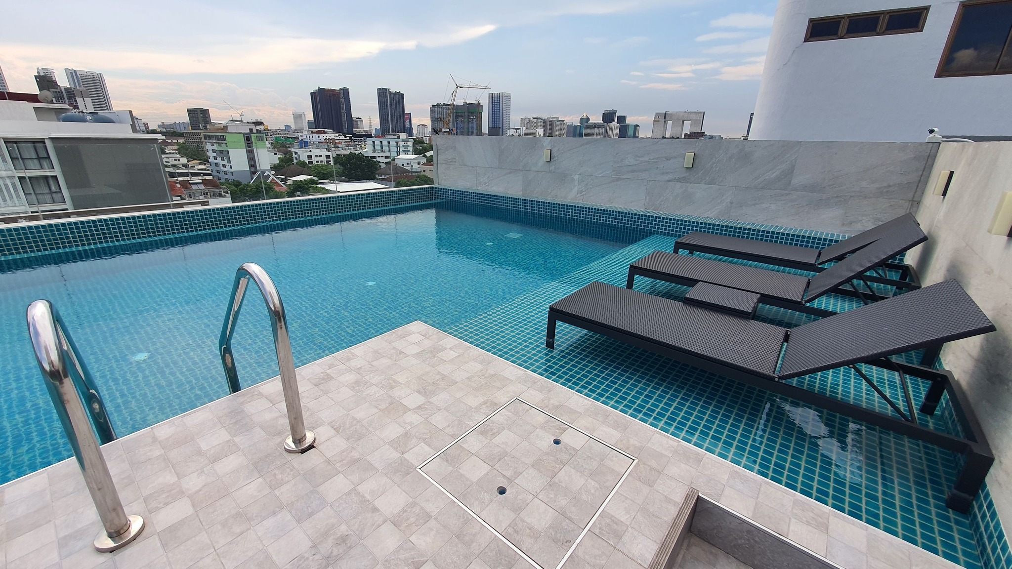 🏢 ให้เช่าคอนโด The Belgravia Ratchada Ladprao 15 ✨ 2 ห้องนอน ห้องมุม ผนังไม่ติดใคร — Rare Unit ในโครงการ ✨