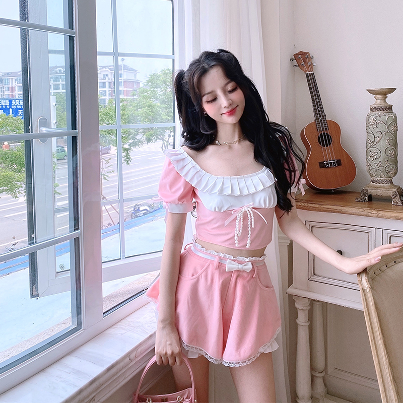 Summer Joy : พรีออเดอร์ ชุดเซ็ตแฟชั่นน่ารักๆ เสื้อสีชมพูคอกว้าง และ กางเกงขาสั้นเข้าชุด แบรนด์แท้ (ราคาแยกชิ้นค่ะ)