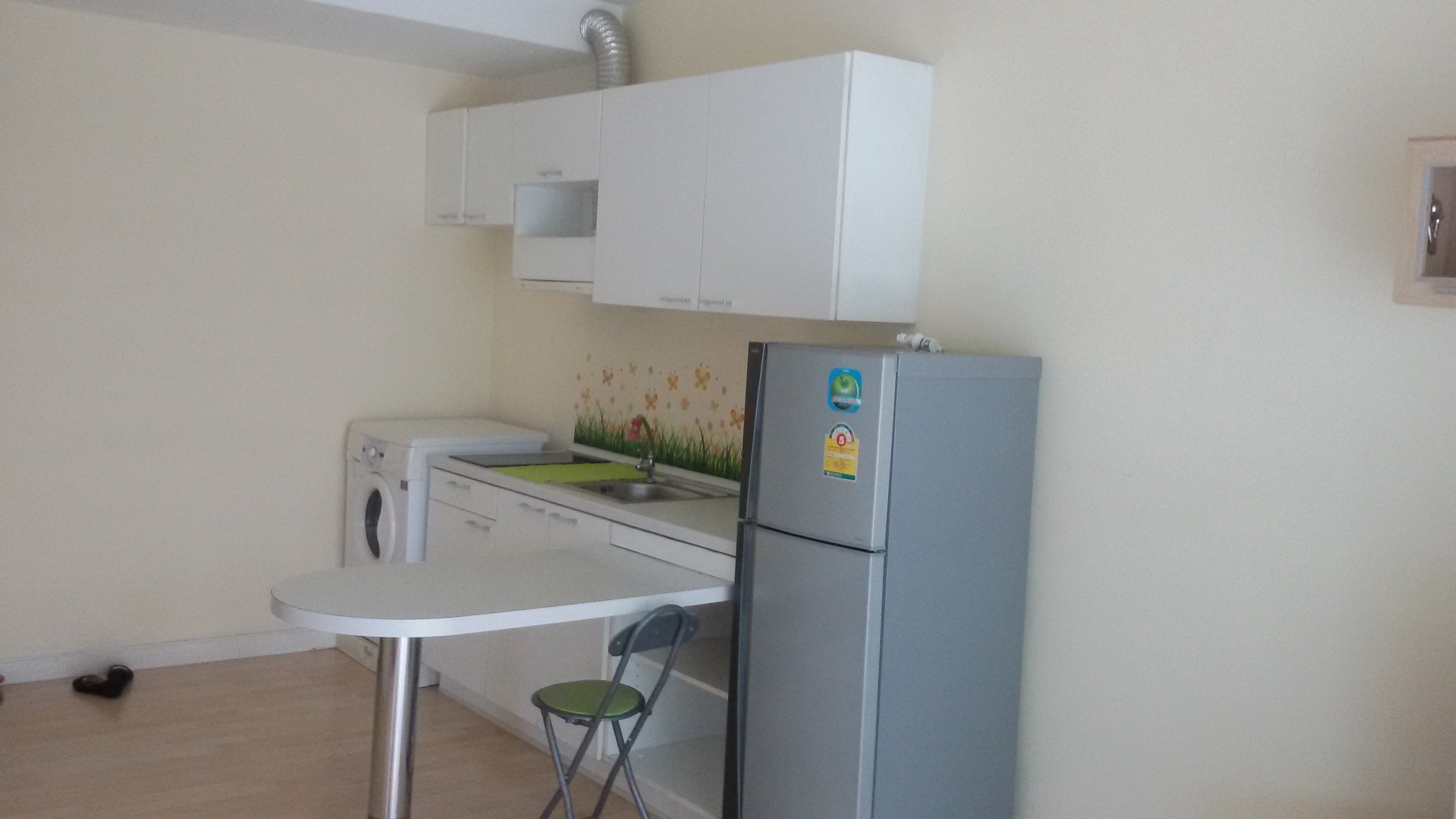 คอนโด Phahol Metro พหล เมทโทร (พหลโยธิน 14) ให้เช่าห้องสตูดิโอ ราคา 13000 ต่อเดือน พื้นที่ 35 ตร.ม