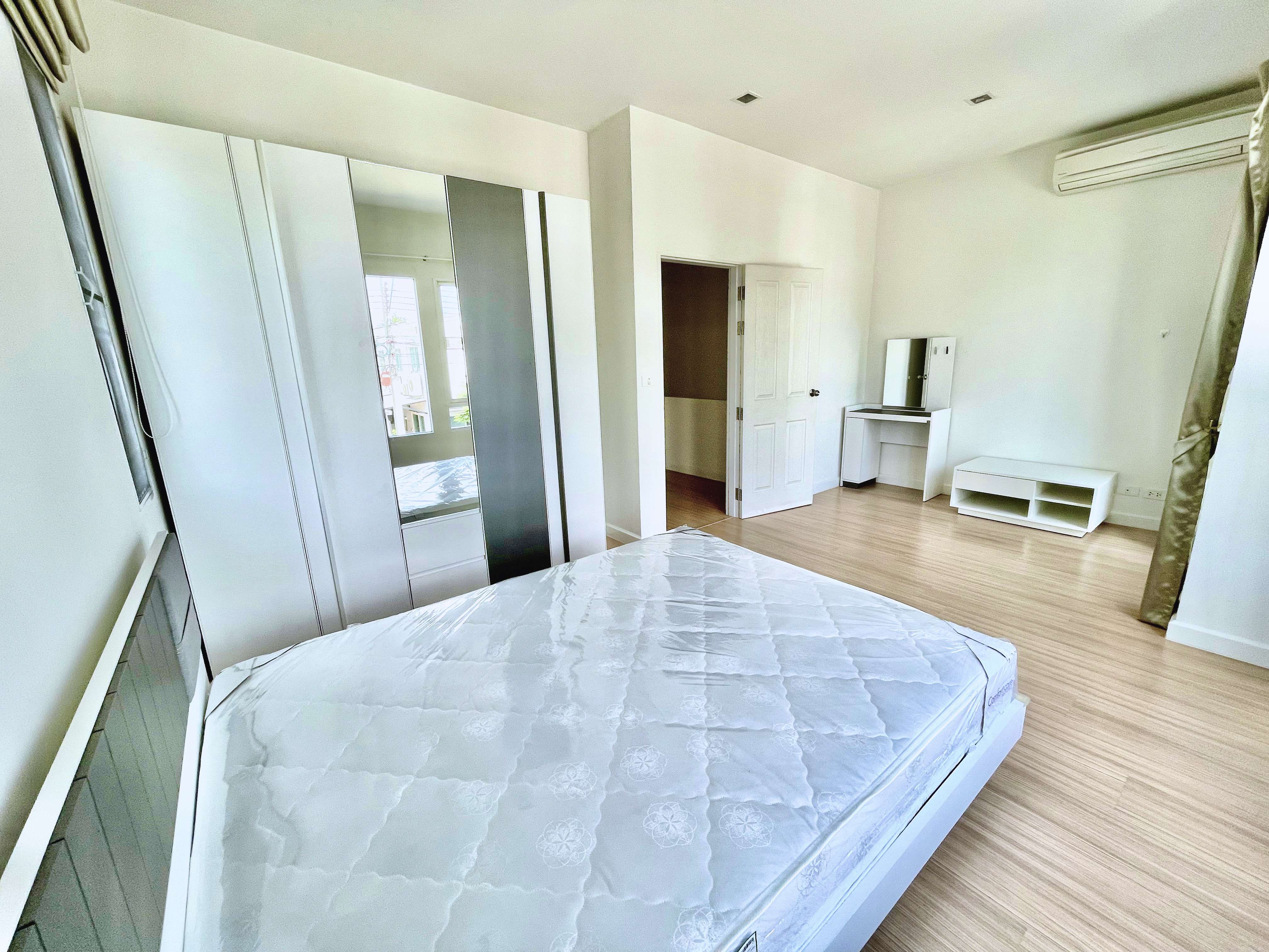 ขาย / ให้เช่าทาวน์โฮม 2 ชั้น โครงการ พลีโน่ วงแหวน-รามอินทรา Pleno Wongwaen-Ramintra 3 ห้องนอน 2 ห้องน้ำ ขนาด 29.9 ตรว