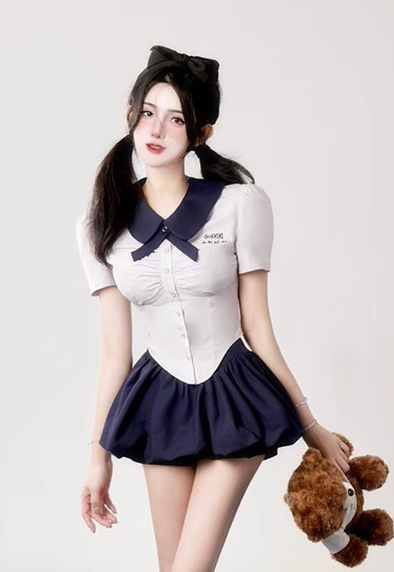 JOYKIKI : พรีออเดอร์ เสื้อและกระโปรงแฟชั่นสไตล์ชุดเครื่องแบบนักเรียนไทย แบบประยุกต์เซ็กซี่ งานป้ายแบรนด์