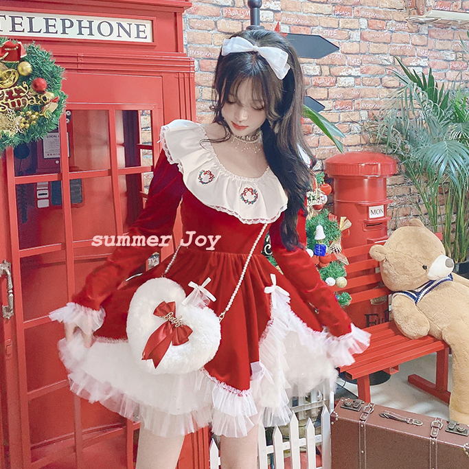 Summer Joy : พรีออเดอร์ เดรสแฟชั่นสไตล์หวาน เดรสคริสต์มาสสีแดงขาวกำมะหยี่ และ กระเป๋าหัวใจน่ารักๆ แบรนด์แท้
