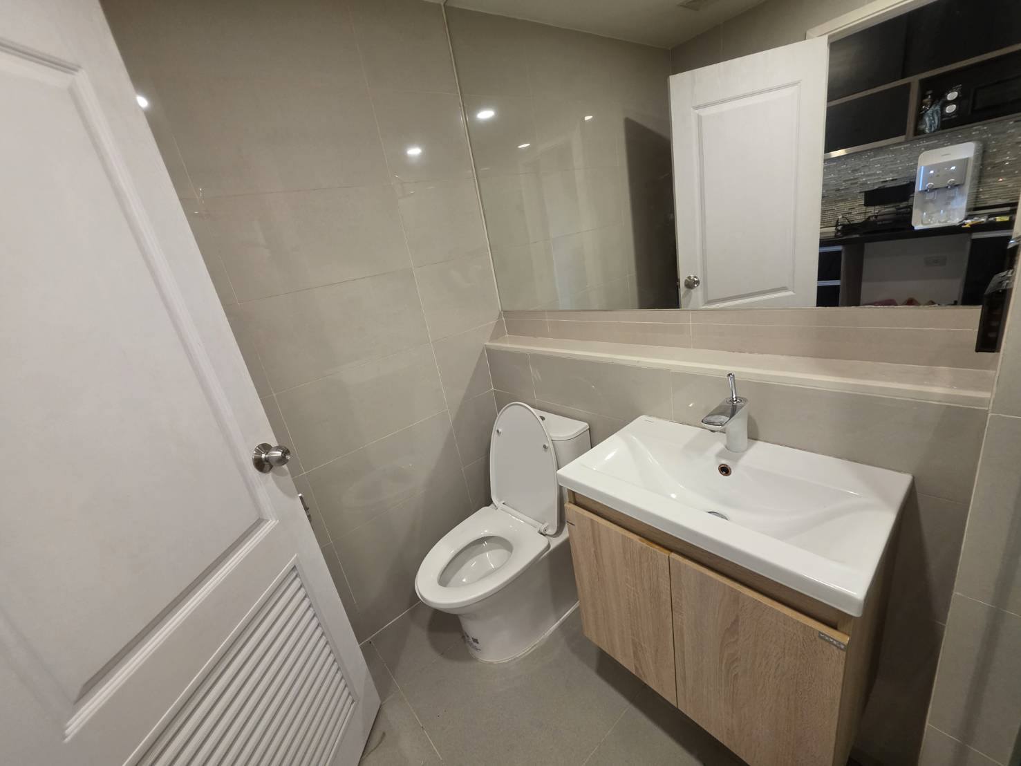 🏢 ให้เช่าคอนโด Cybiq Ratchada 32 (ไซบิค รัชดา 32) พร้อมเข้าอยู่ทันที