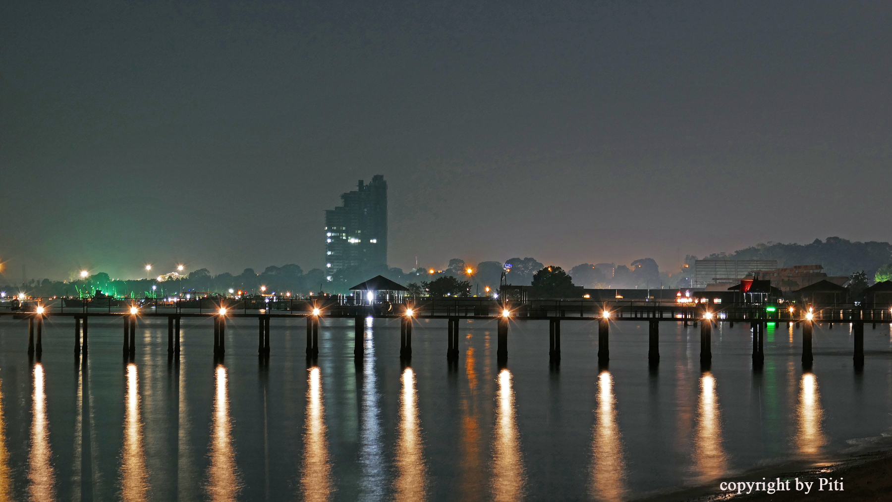 รหัสทรัพย์ 32240 ขายคอนโด Bang Saray Condominium (บางเสร่ คอนโดมิเนียม) ติดทะเลพัทยา 150 ตรม. 2 ห้องนอน 2 ห้องน้ำ 2 ระเบียง ตกแต่งดีไซน์ สวย สง่า มีคลาส ไม้จริง บิ้วอิน พื้นจากตุรกี material นำเข้าจากอิตาลี