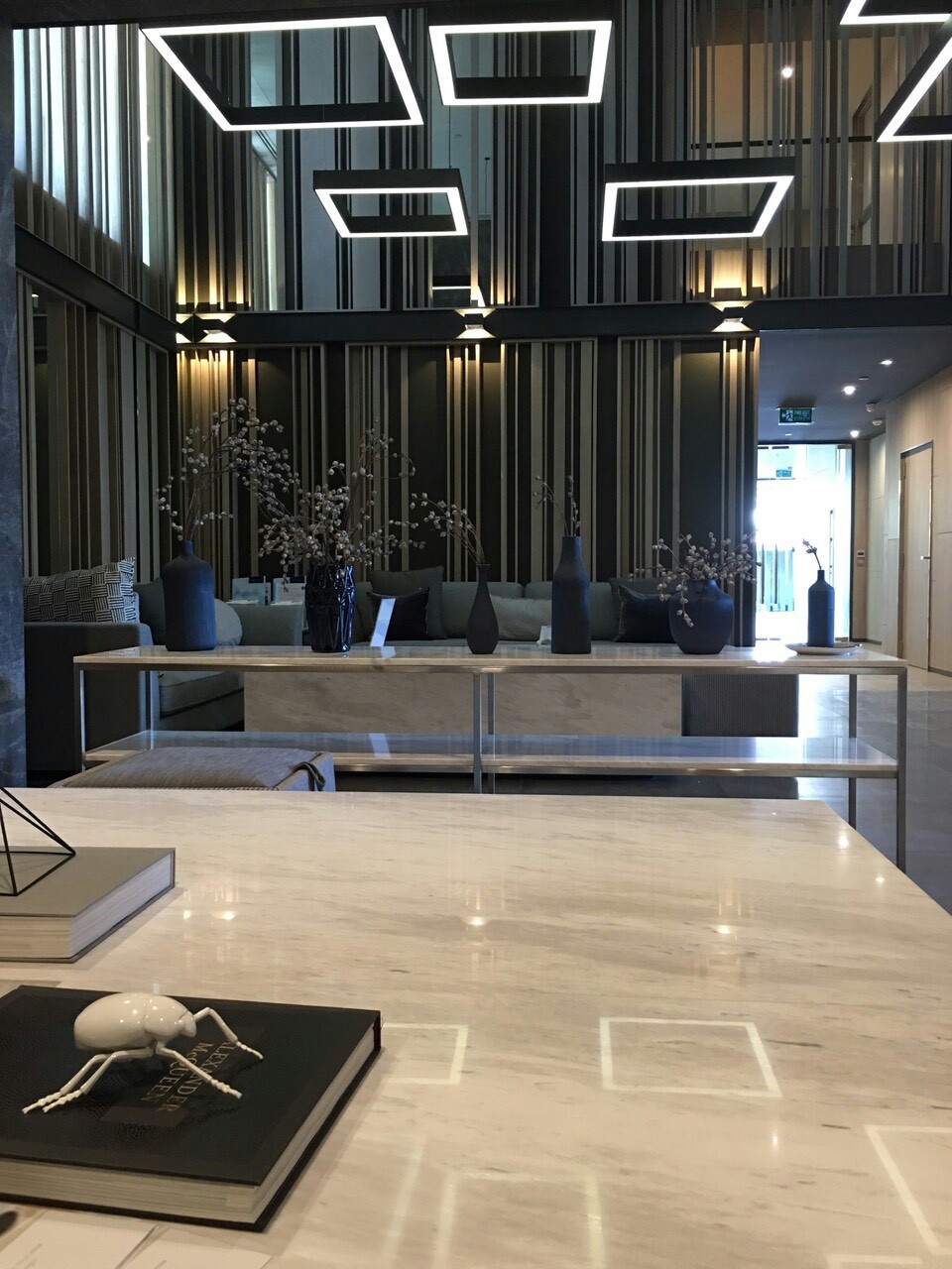 ให้เช่าห้องคอนโด Centric Ratchada-Suthisan 1 ห้องนอน ชั้น 5 หัวมุม ติดสระว่ายน้ำ