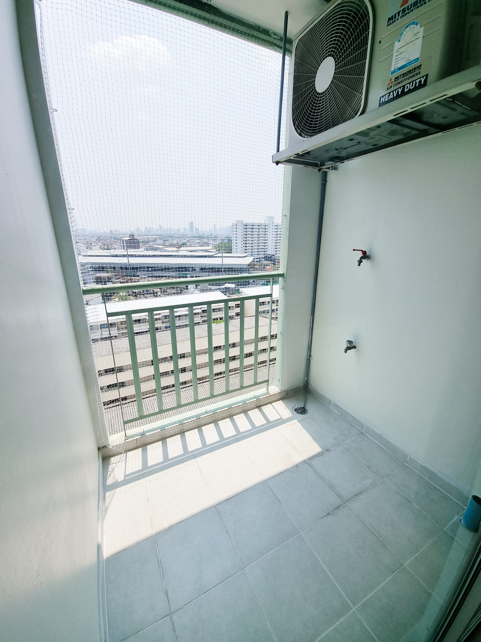 ขายคอนโด Lumpini Ville Latphrao - Chokchai 4 (ลุมพินี วิลล์ ลาดพร้าว - โชคชัย 4) 1 ห้องนอน 1 ห้องน้ำ ขนาด 28 ตร.ม.