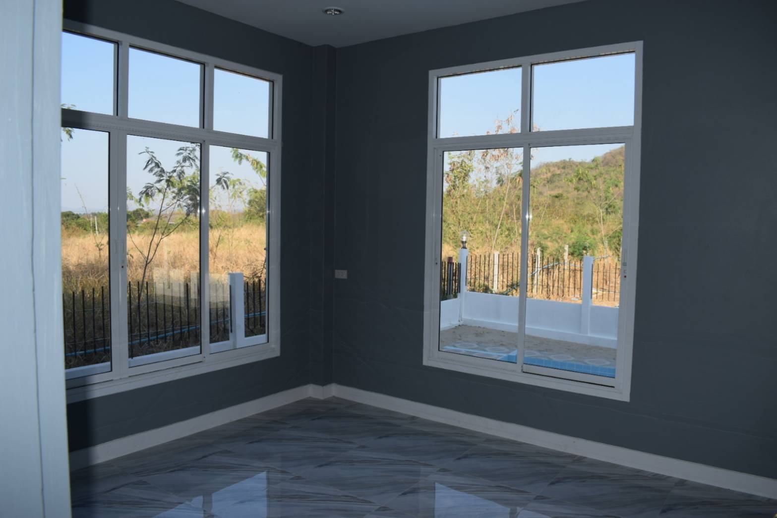 ขายบ้านเดี่ยวชั้นเดียวสร้างใหม่ เขาใหญ่ วิวสวย วิวภูเขา ทำเลดีห่างโบนันซ่า เขาใหญ่ 300 ม