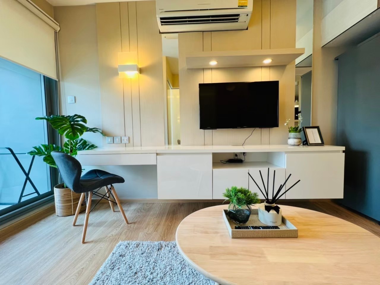 ขาย / เช่า คอนโด H Sukhumvit 43 (เอช สุขุมวิท 43) ห้อง 99/53 แบบห้อง 1 ห้องนอน 1 ห้องน้ำ ชั้น 8 ขนาด 40.91 ตรม