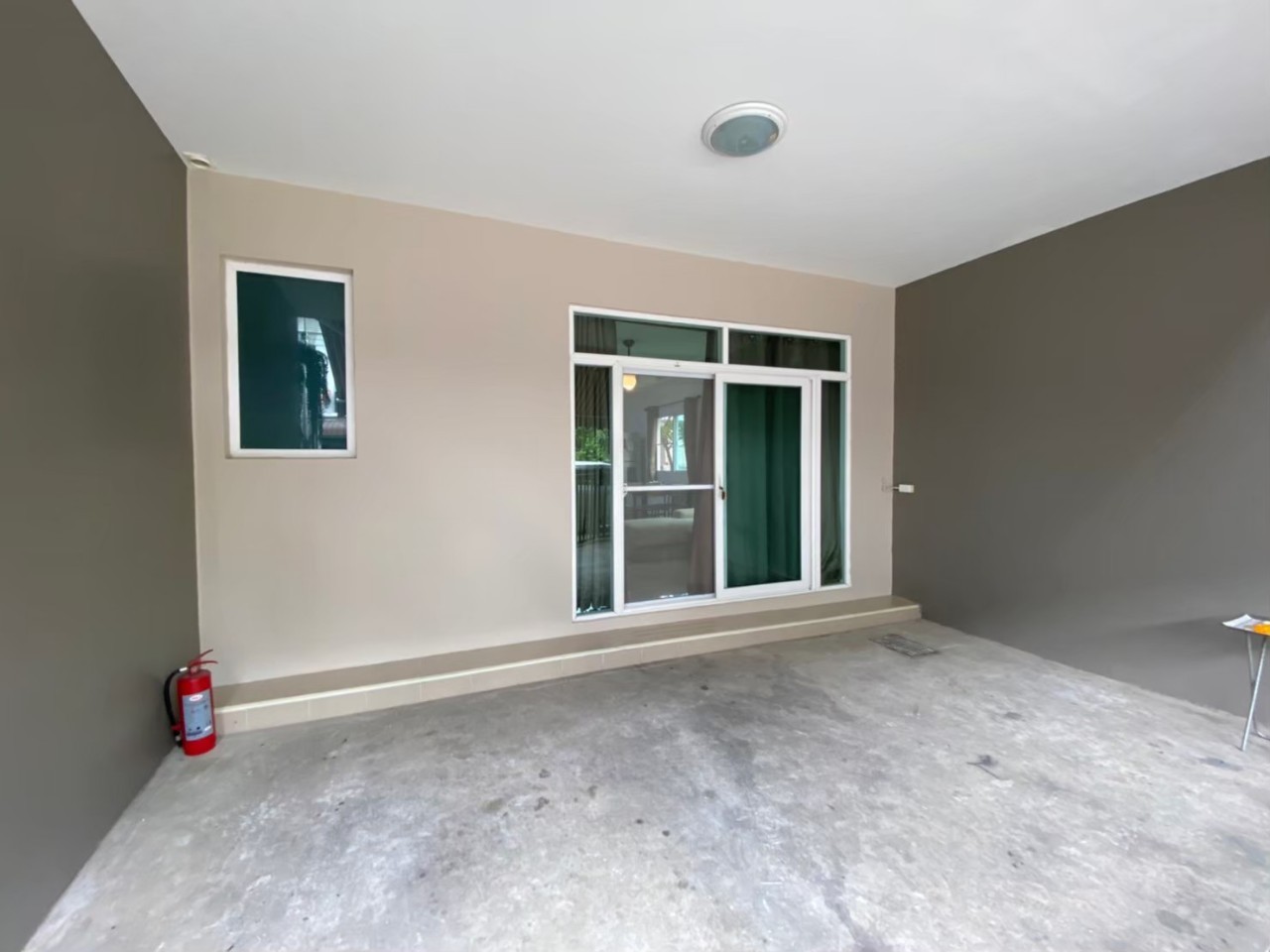 ให้เช่าทาวน์เฮาส์ 2 ชั้น Gusto Phaholyothin – Saimai : หมู่บ้าน กัสโต้ พหลโยธิน – สายไหม ถนนสายไหม เนื้อที่ 32.75 ตารางวา 2 ชั้น 4 ห้องนอน 3 ห้องน้ำ