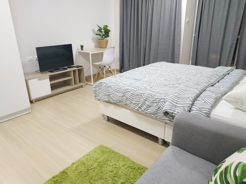 ขาย / ให้เช่า วิวสระสวย ห้องขนาด 30 ตรม Supalai Veranda Rama 9 (ศุภาลัย เวอเรนด้า พระราม 9) ไปประดิษฐ์มนูธรรม เพชรบุรี ราม