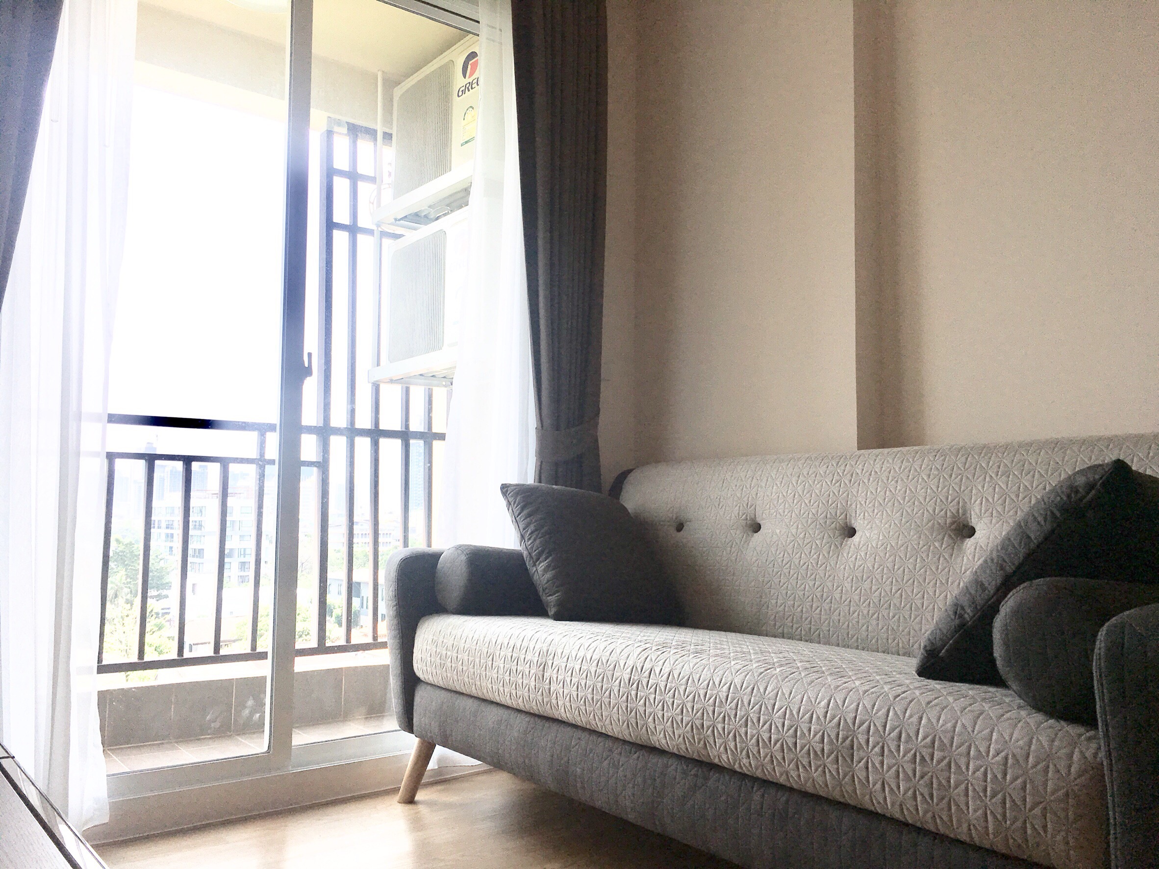 ให้เช่าคอนโด The Light New York (เดอะ ไลท์ นิวยอร์ค) 1 และ 2 ห้องนอน ห้องตกแต่งครบพร้อมอยู่