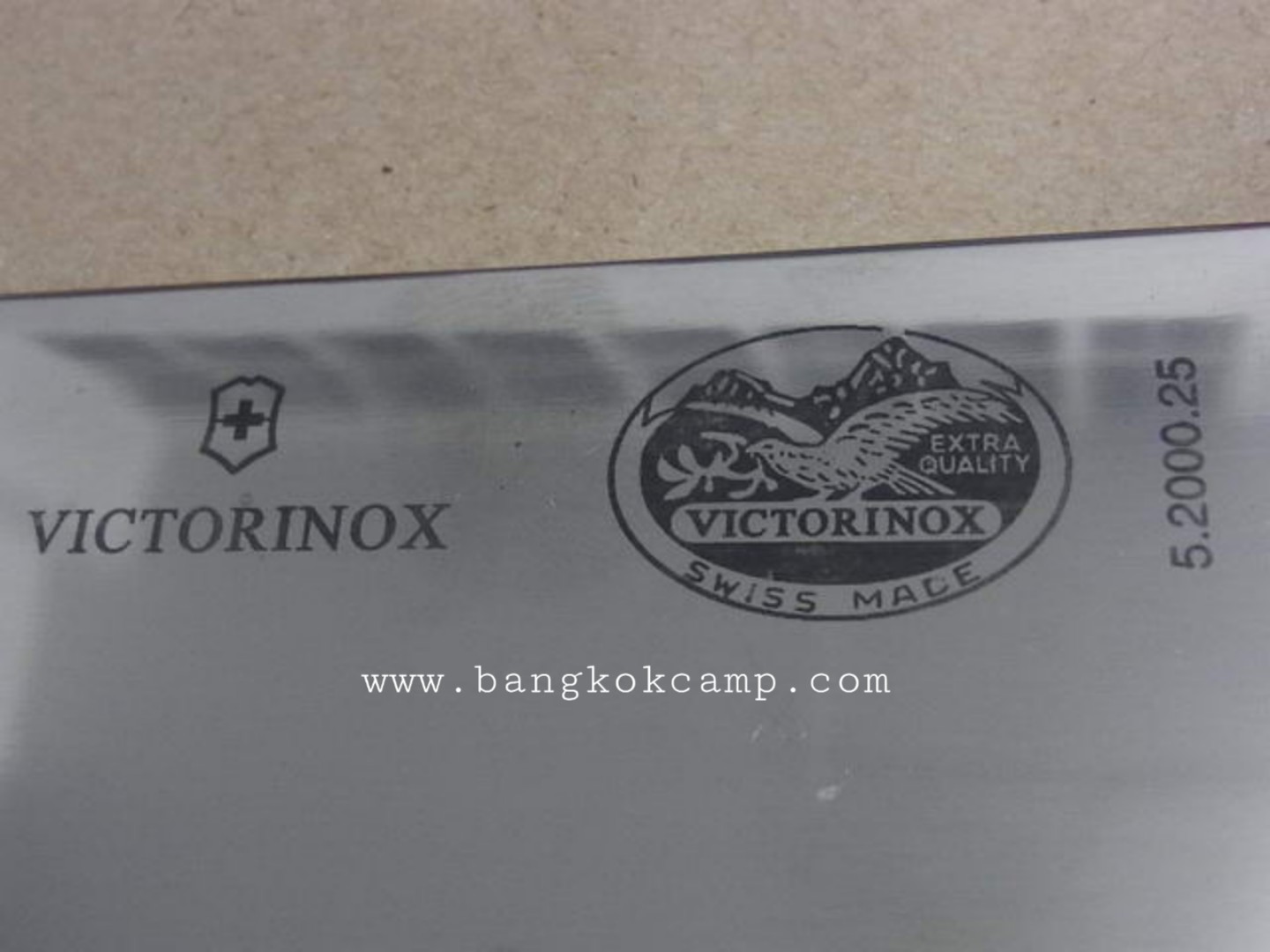 มีดเชฟ/มีดครัว VICTORINOX 5.2000.25, 28,31​ ROSEWOOD CHEFS 25, 28,31CM