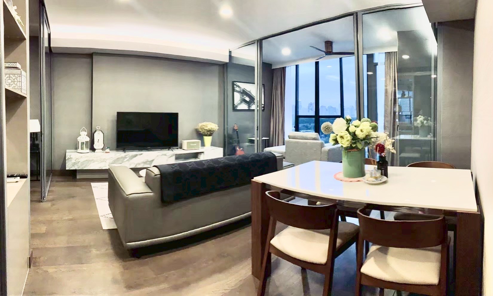 ให้เช่าคอนโด ไซมิส เอ็กซ์คลูซีฟ ควีนส์ / For Rent Siamese Exclusive Queens Condo