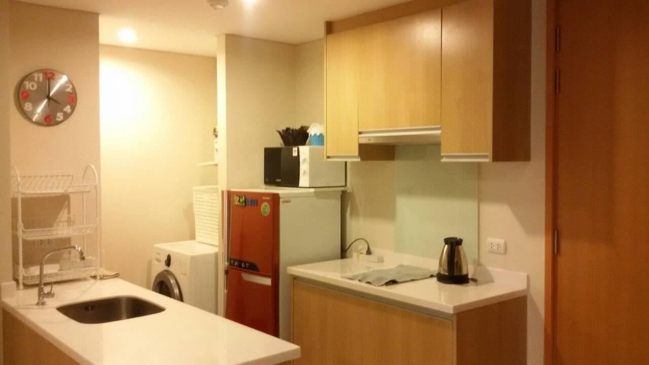 คอนโด Villa Asoke ให้เช่า 1ห้องนอน 1 ห้องน้ำ ราคา 28000 / เดือน พื้นที่ 52 ตร.ม ชั้น สูง วิวสวย พร้อมเฟอร์