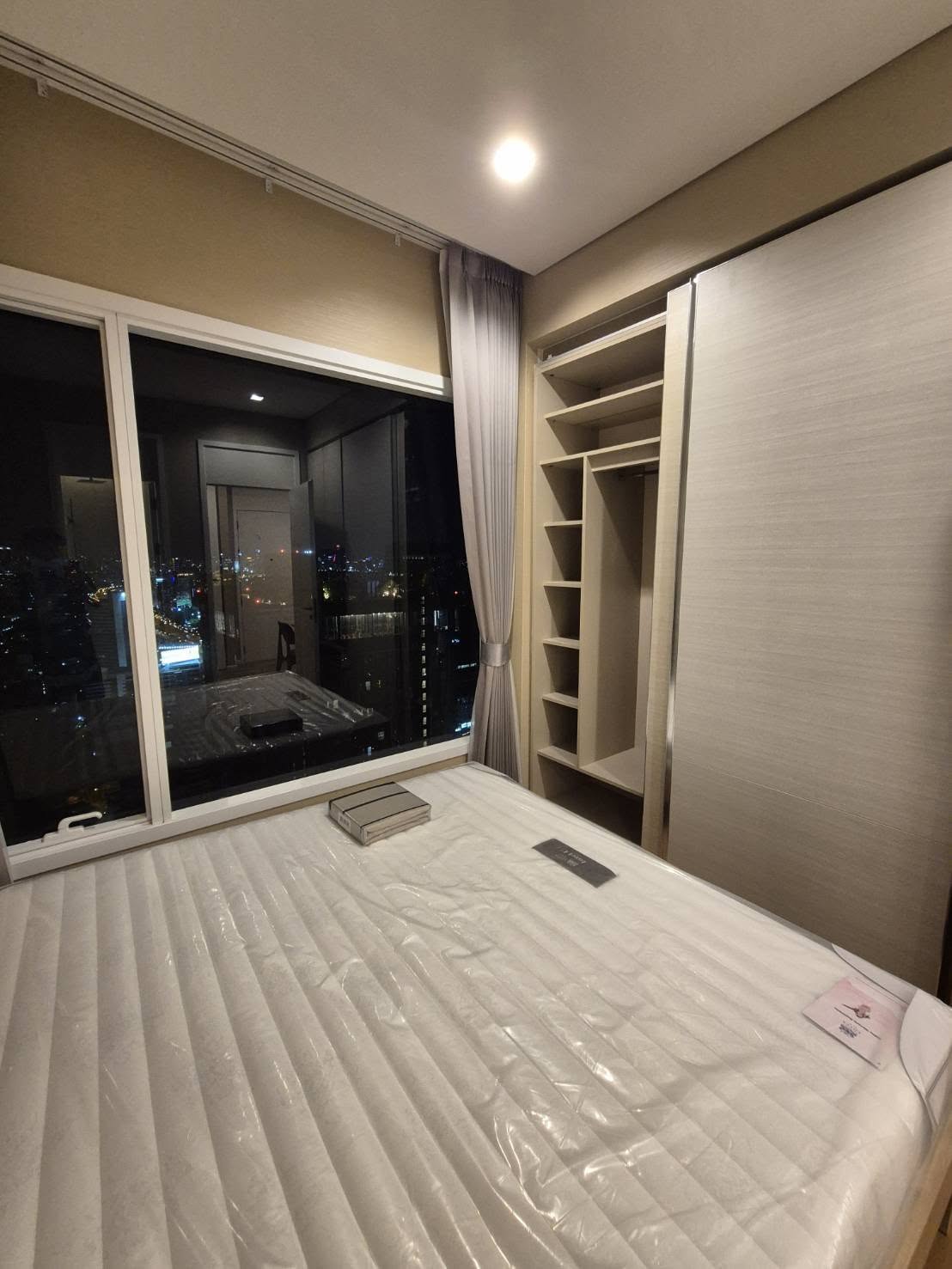 ✨ ให้เช่าคอนโด The Saint Residences (เดอะ เซนต์ เรสซิเดนซ์) ใกล้ MRT พหลโยธิน & BTS ห้าแยกลาดพร้าว