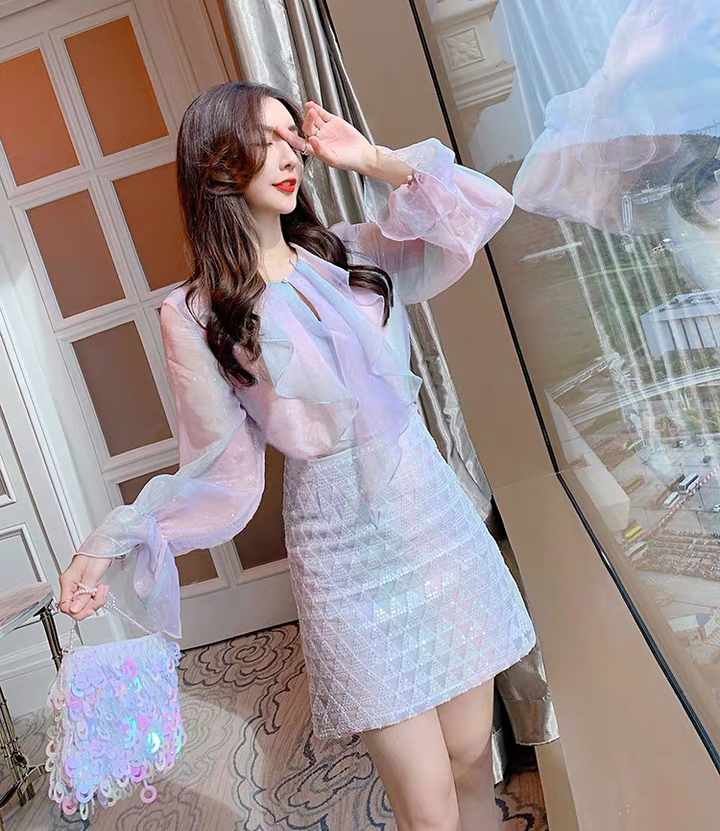 พรีออเดอร์ : ชุดเซ็ทแฟชั่นสองชิ้นสไตล์เกาหลี เสื้อแขนยาวพาสเทล + กระโปรงเข้ารูปแต่งเลื่อม