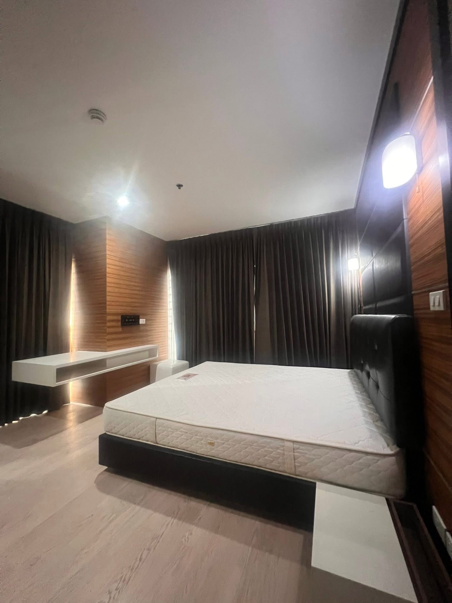 🏡✨ ขาย / เช่าคอนโดหรู ติด BTS ทองหล่อ‼ พร้อมอยู่