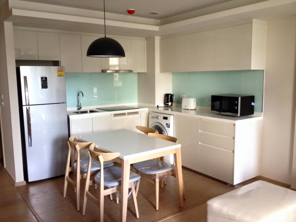 รหัสทรัพย์ 47728 ให้เช่าคอนโด ลิฟ แอท 49 – LIV @ 49 sukhumvit49 ห้องแบบ 2 ห้องนอน 2 ห้องน้ำ