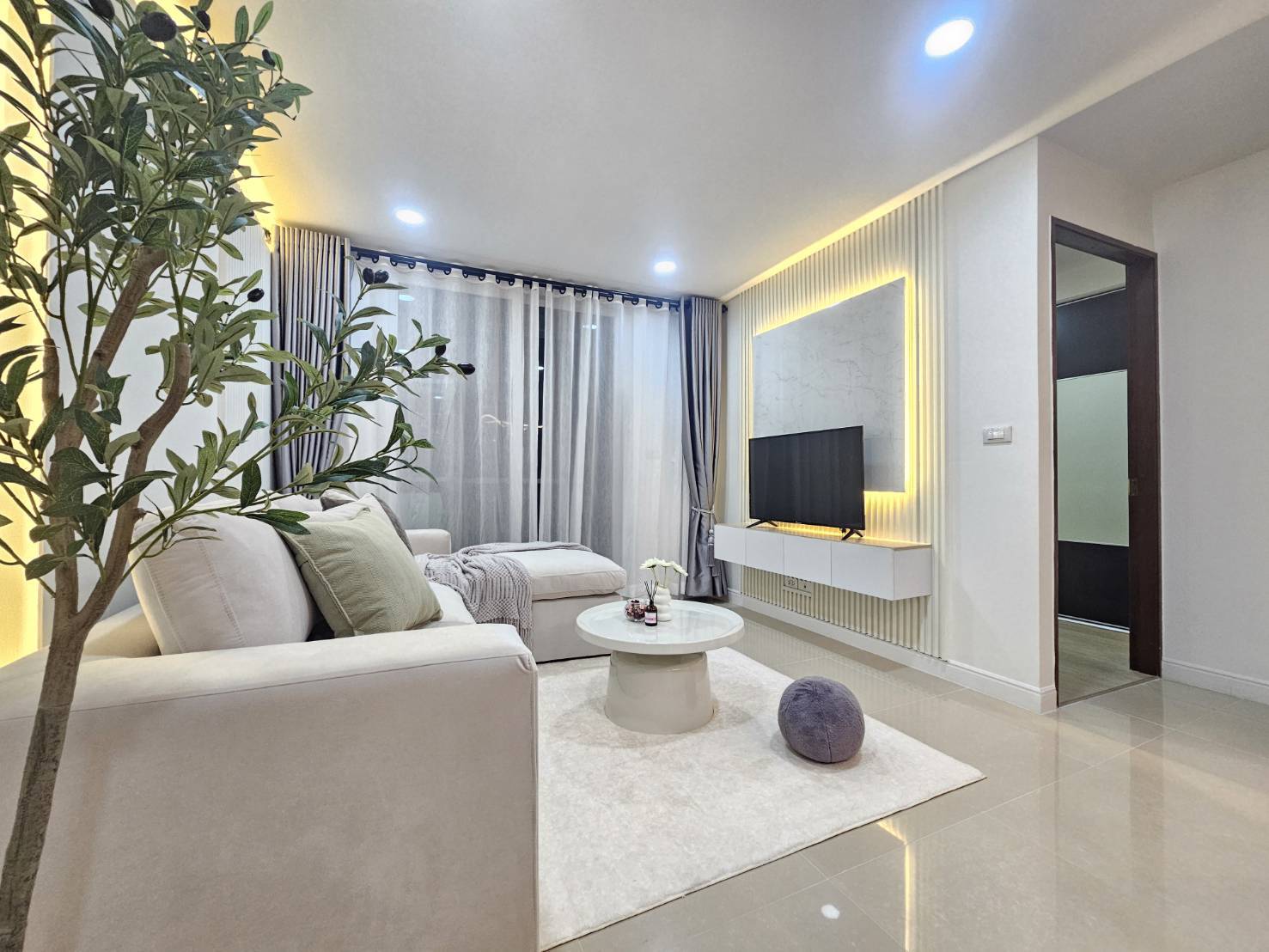 🔥ขายคอนโดโลว์ไรส์ Elite Residence Rama 9 – Srinakarin (อีลิท เรซิเดนท์ พระราม 9 – ศรีนครินทร์) รีโนเวทใหม่! พร้อมเข้าอยู่ ทำเลทอง ใกล้ MRT เพียง 250 เมตร! 🔥