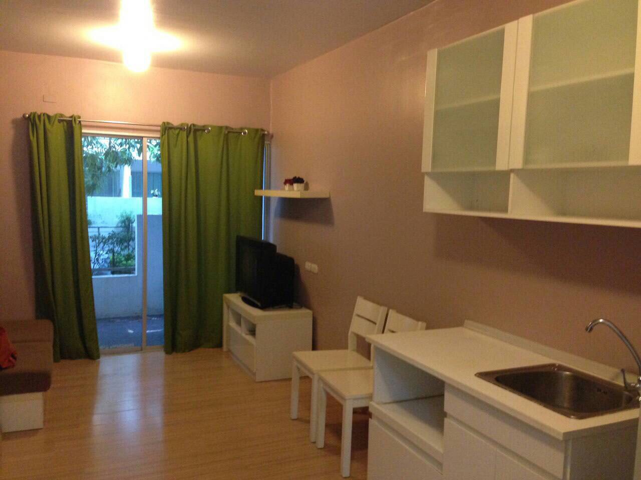 ขาย / เช่าคอนโดa space & a space I.D. Asoke-Ratchada 1 ห้องนอน 1 ห้องนอน ชั้น 1 ติดสวนมีระเบียงนั่งเล่น