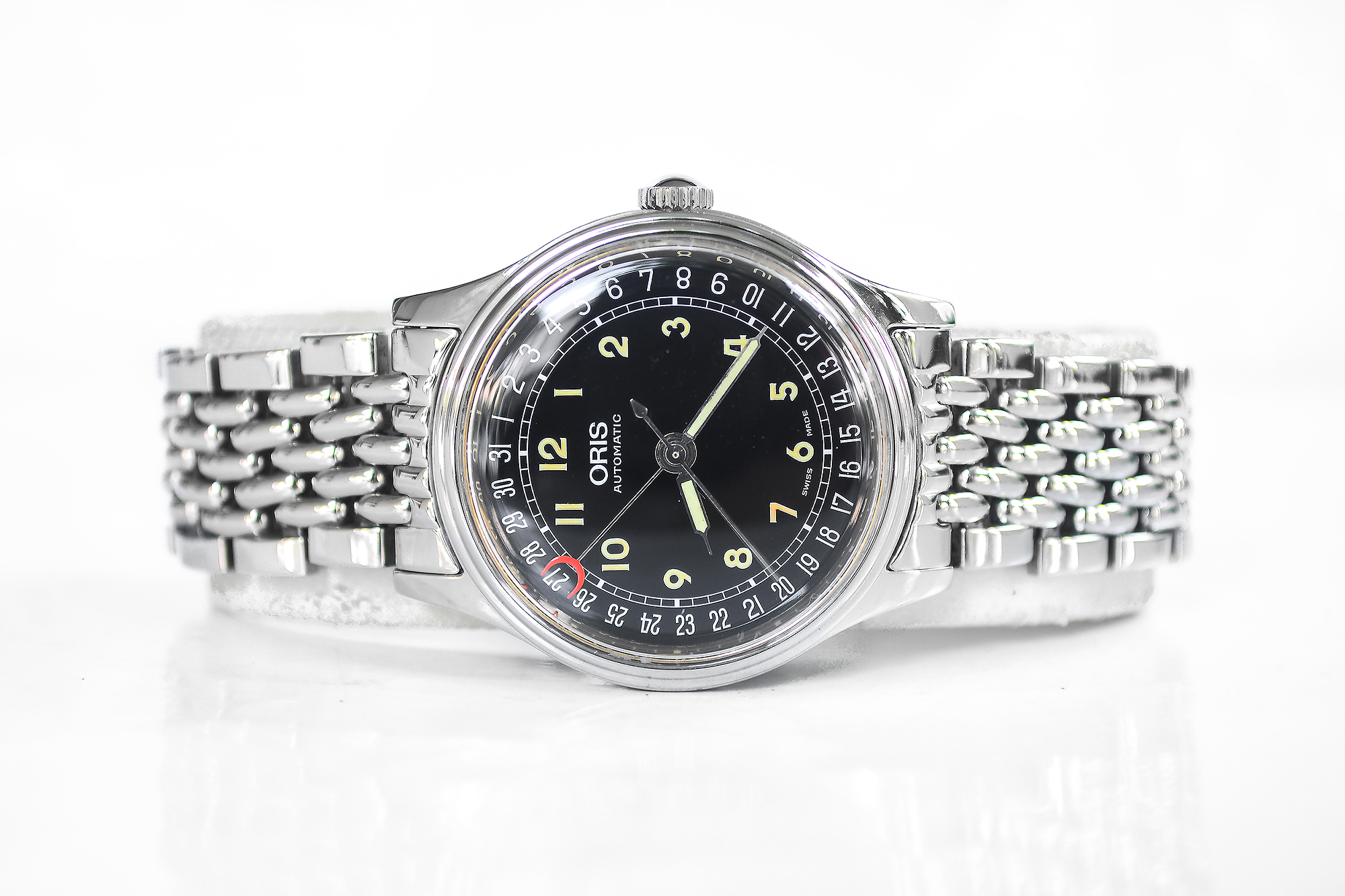 Oris Classic วันที่กล้ามปู หน้าดำ (Sold)