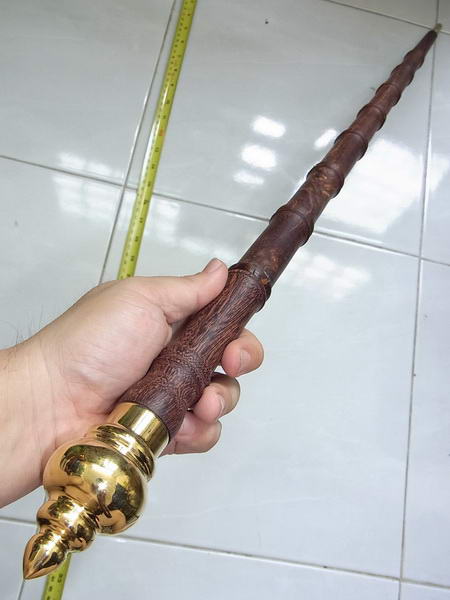 ไม้มงคลหายาก... ไม้ตะพด(ไม้แก่นมะขาม) กลึงลายไผ่9ปล้อง(เลขมงคล) ลายสวย ยาว95ซม... หัวกลึงหัวขุนทองเหลืองแท้