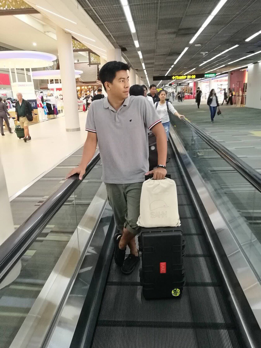 กระเป๋ากล้อง Hardcase ล้อลาก HARZ รุ่น HC-512 สีดำ ไส้โฟมลูกเต๋า