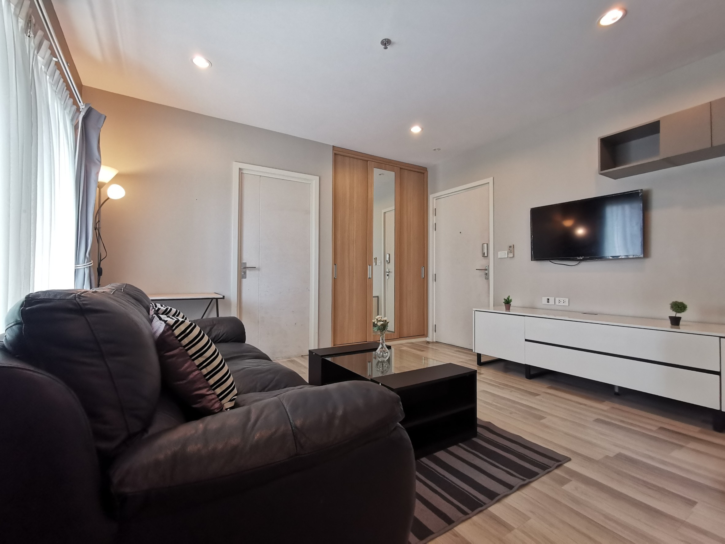 ให้เช่าถูก 2 ห้องนอน The Key Prachachuen (เดอะ คีย์ ประชาชื่น) แต่งครบพร้อมอยู่ ห้องสวยมาก สภาพใหม่