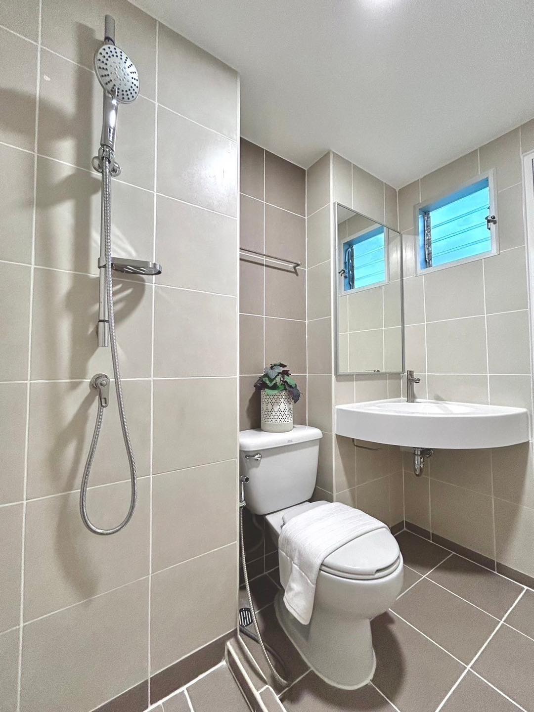 ขายด่วน! คอนโดลุมพินี คอนโดทาวน์ รามอินทรา - นวมินทร์ แต่งใหม่ พร้อมอยู่ ฟรีโอน! 🔥 💰 ราคาสุดคุ้มเพียง 1.29 ล้านบาท!