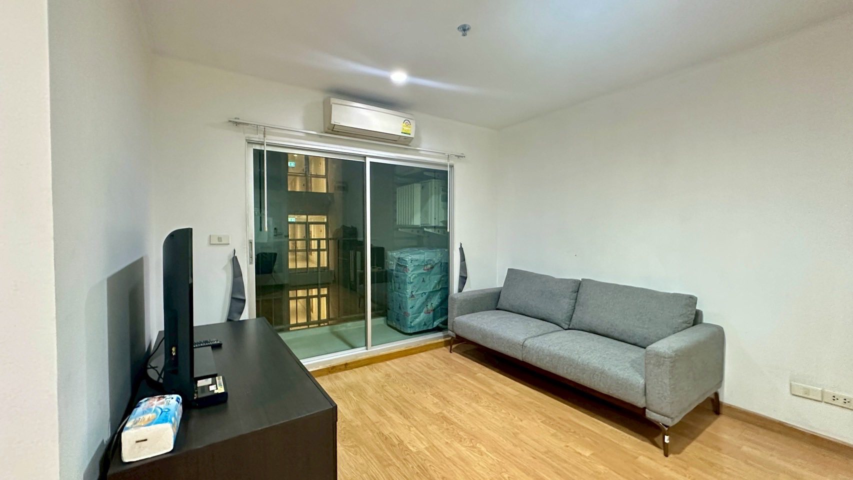 🏢 ให้เช่า คอนโด U Delight HuayKwang (ยู ดีไลท์ ห้วยขวาง) อาคาร B ชั้น 8 ขนาด 45 ตร.ม.