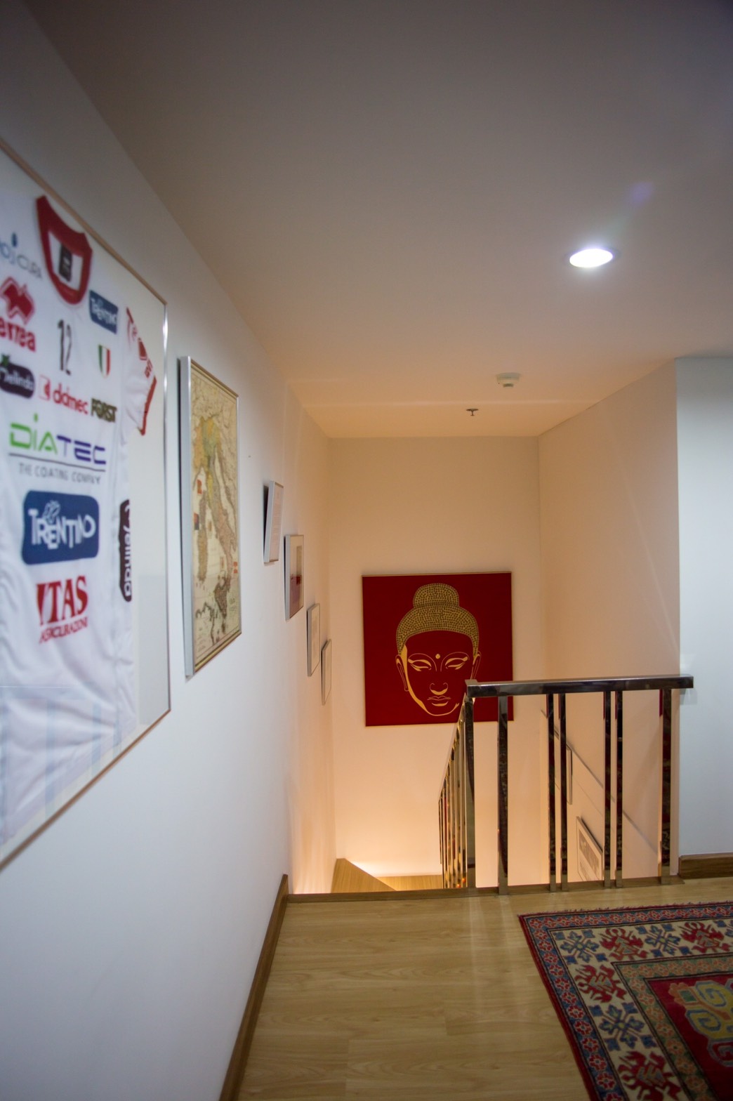 ขายคอนโด The Emporio Place (ดิ เอ็มโพริโอ เพลส) 1 ห้องนอน 1 ห้องน้ำ ขนาด 140 ตรม ชั้น 8 ห้องดูแพล็กซ์ อาคาร ซี