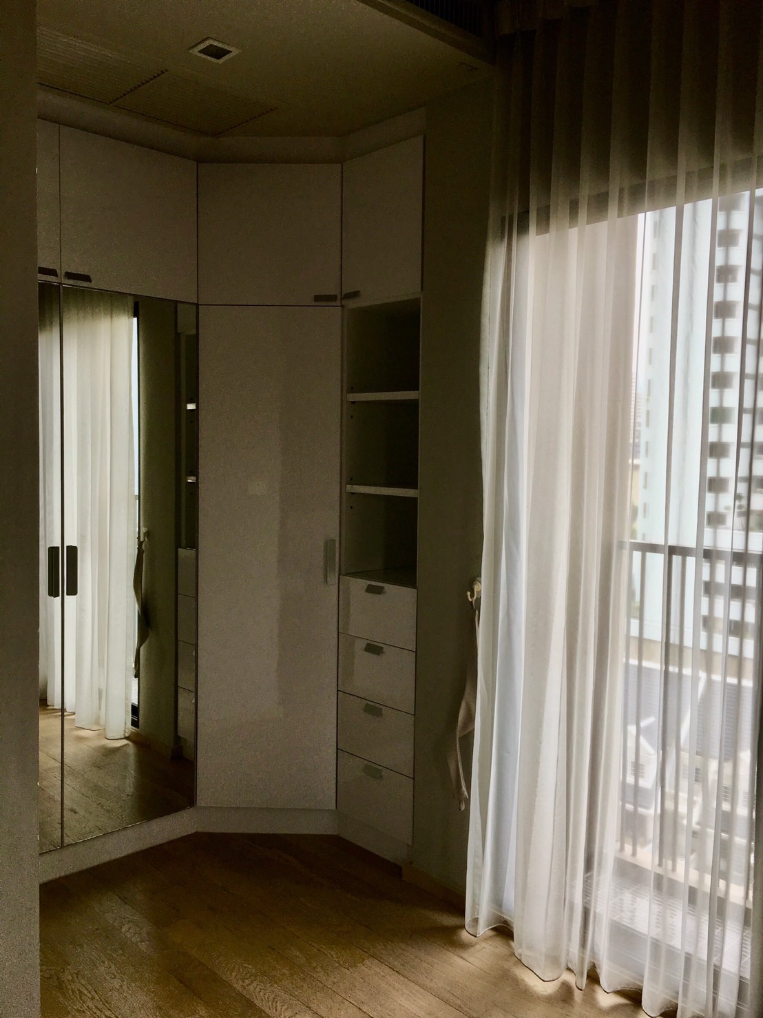 ให้เช่า คอนโด Noble Refine (โนเบิล รีไฟน์) ( ต้นซอยสุขุมวิท 26) 150 เมตรจากรถไฟฟ้าบีทีเอสพร้อมพงษ์