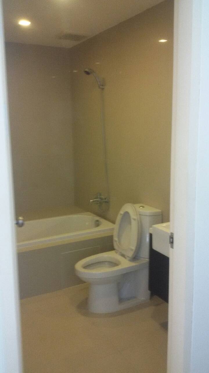 ขายคอนโด Noble Reflex ( โนเบิล รีเฟลกซ์ (อารีย์) 2 ห้องนอน 2 น้ำ (ห้องเปล่า ) วิว 2 ด้าน เป็นวิว เมือง ชั้น 16 พื้นที่ 77.29 sq.m. ขายราคา 12 ล้าน ฟรีโอน