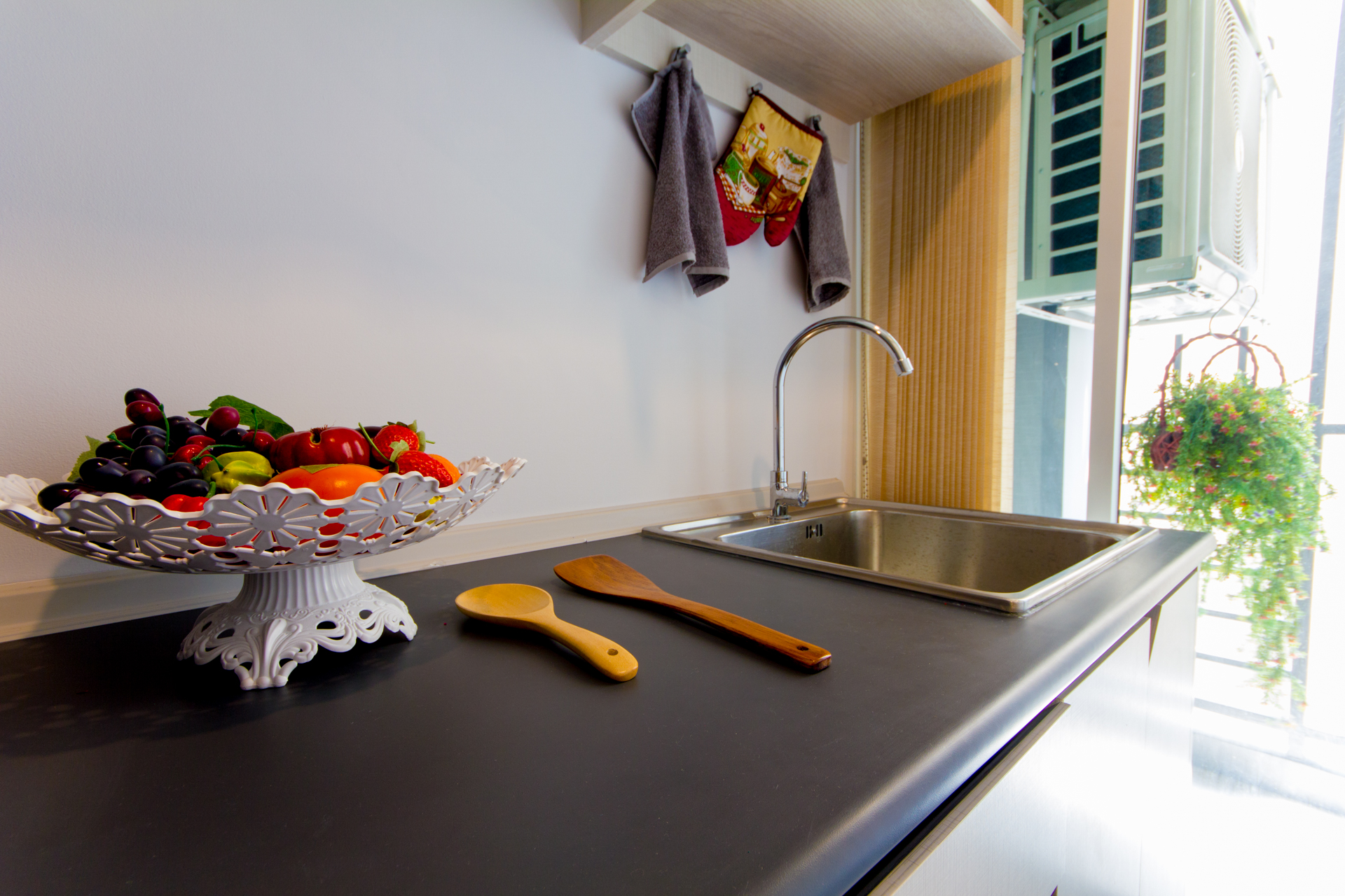 ขายคอนโดThe Kith Plus Sukhumvit 113 (เดอะ คิทท์ พลัส สุขุมวิท 113) 2 ยูนิต ตกแต่งครบพร้อมเข้าอยู่ ยูนิตที่1 แบบ 1 ห้องนอน 1 ห้องน้ำ ตึก A ชั้น 3