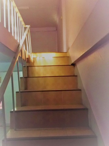 ขาย / เช่าอาคารพาณิชย์ 2 คูหา ทำเลดี เสรีไทย 11 เหมะทำเป็นหอพักนักศึกษาหรือปรับปรุงเป็น โฮสเทล (Hostel)